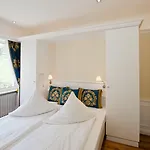 Weinberg-schloesschen 3* Oberheimbach