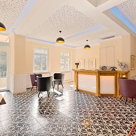 Weinberg-schloesschen 호텔