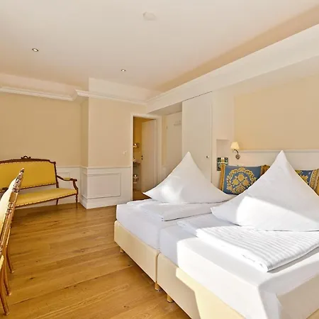 Weinberg-schloesschen 호텔 Oberheimbach