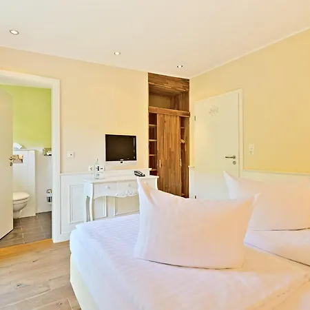 호텔 Weinberg-schloesschen 3*