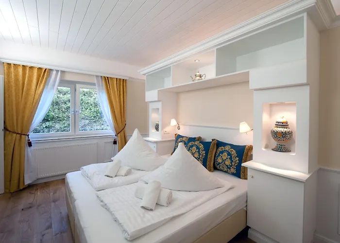 Hotel Weinberg-schloesschen 3*