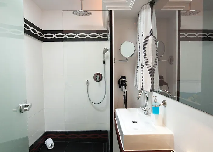 韦恩伯格酒店- 斯辰 3*