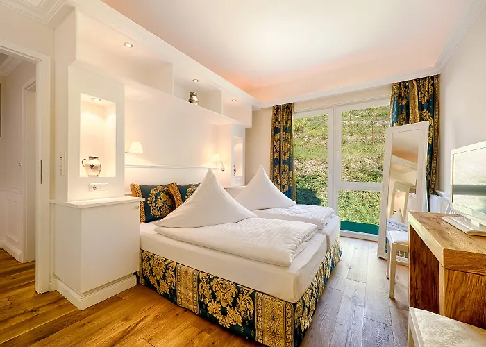 Hotel Weinberg-schloesschen