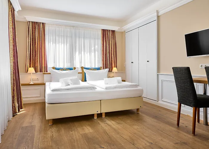 Hotel Weinberg-schloesschen